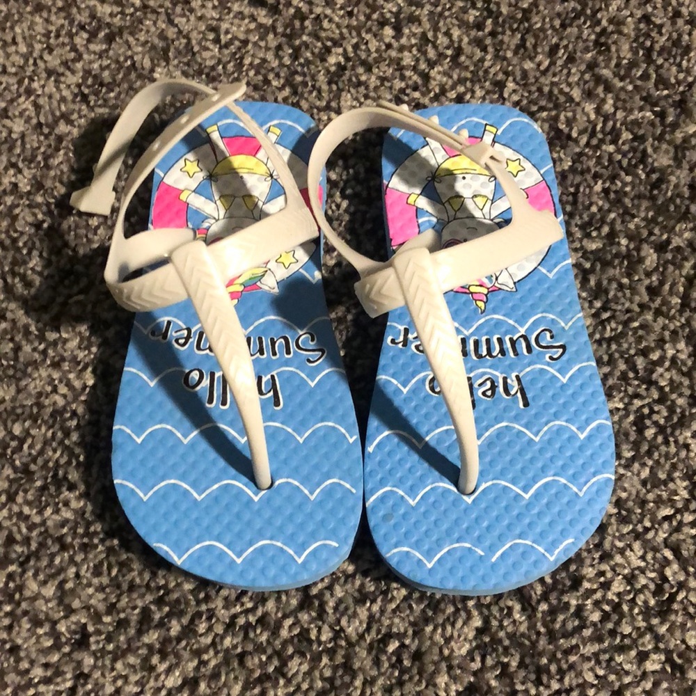New Sandals Sz 9-10